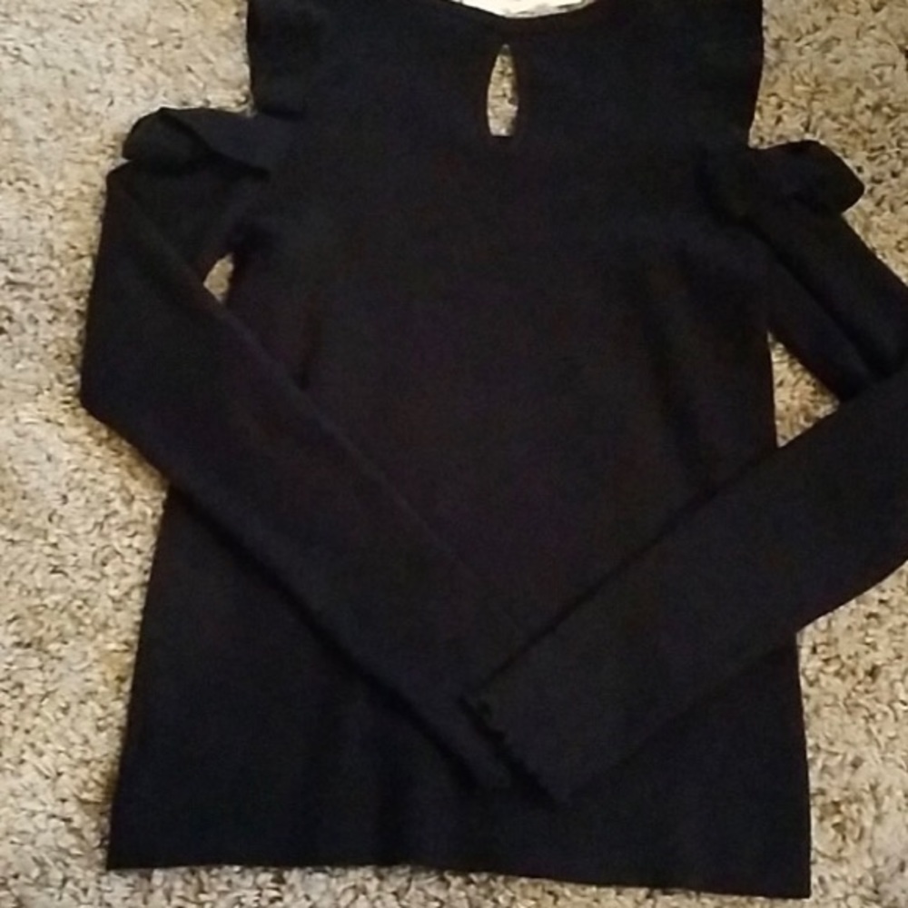 Jessica Simpson Ruffled Cold Shoulder Sweater - Picture 3 of 3
